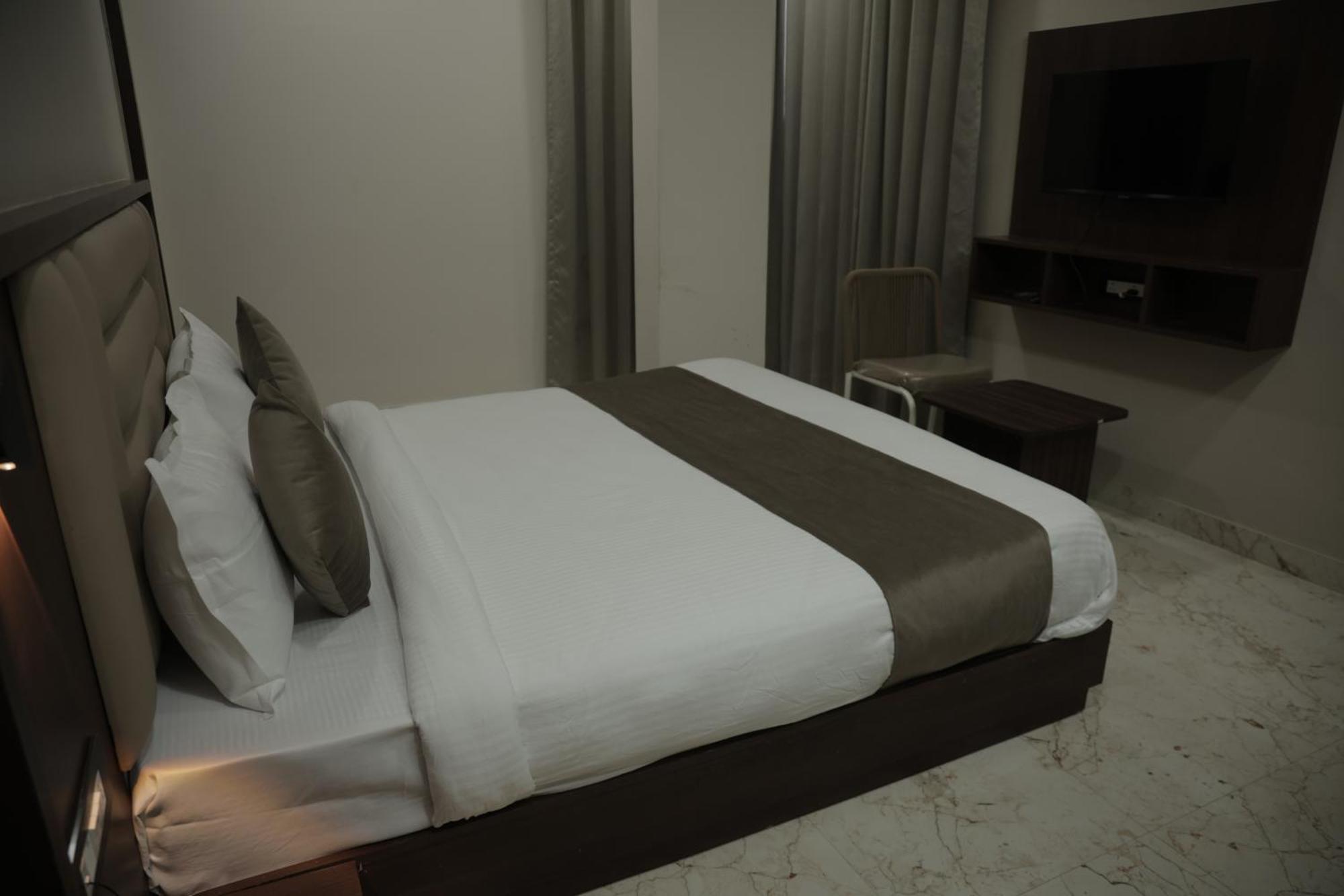 Hotel The Rainbow Inn ウダイプル エクステリア 写真