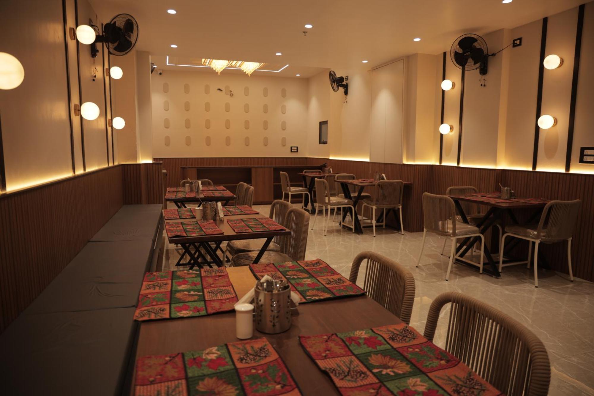 Hotel The Rainbow Inn ウダイプル エクステリア 写真